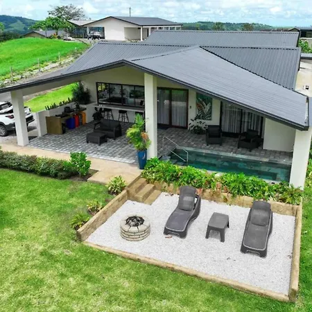 Villas Jawara ! Un Volcan En Su Jardin ! La Fortuna Exterior foto