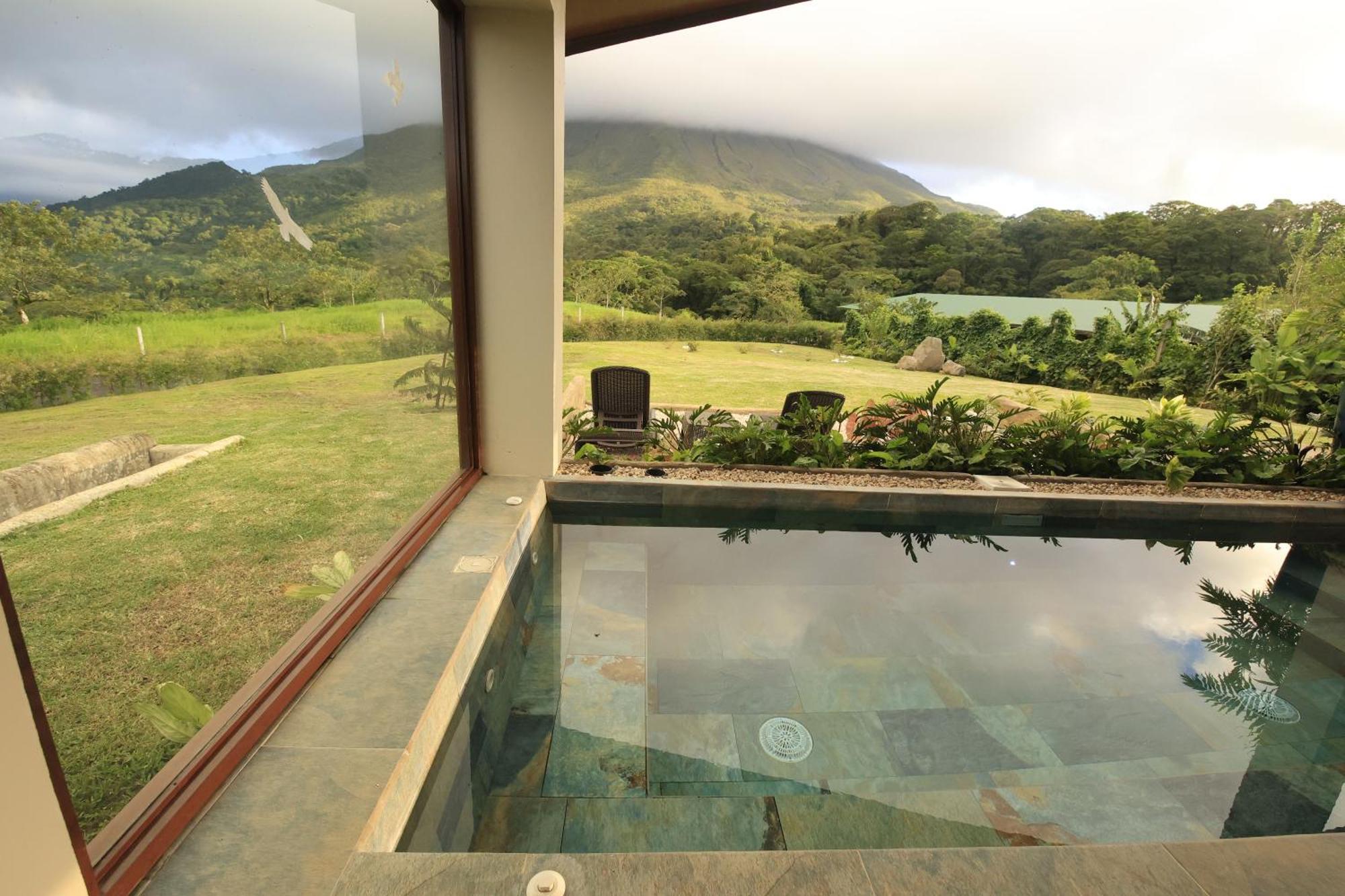 Jawara ! Un Volcan En Su Jardin ! Villa La Fortuna